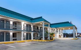 Baymont By Wyndham Biloxi - Ocean Springs