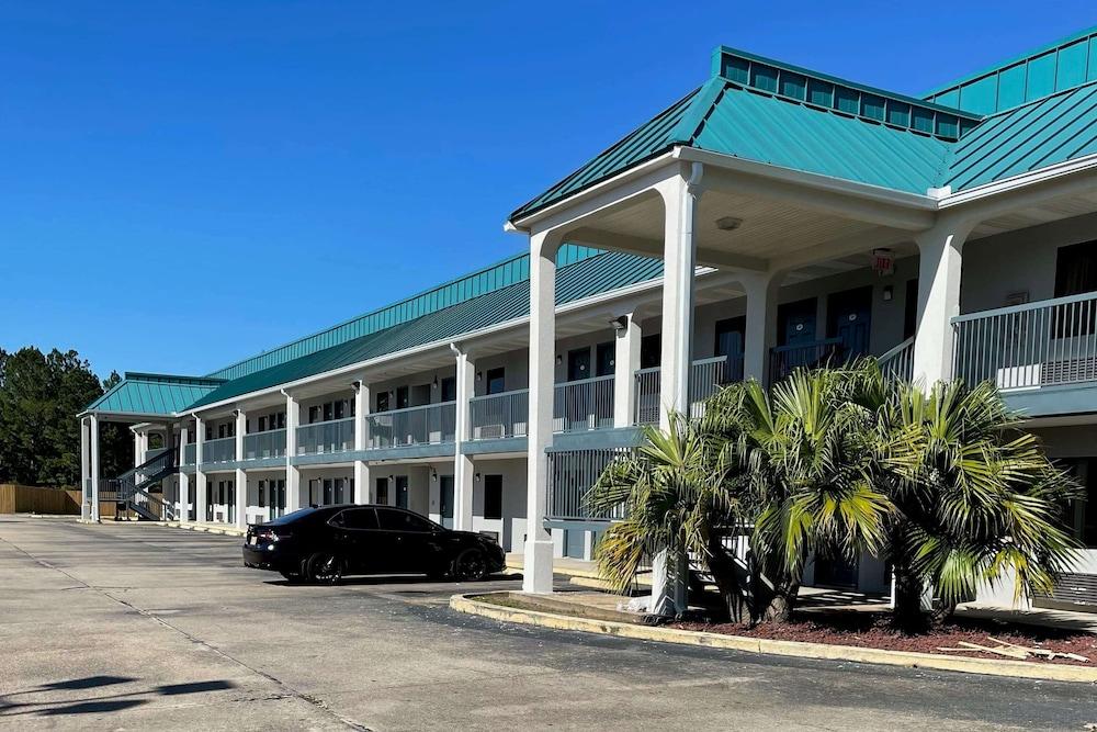 Мотель Baymont By Wyndham Biloxi - Ocean Springs Экстерьер фото